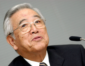 Chủ tịch danh dự Toyota Shoichiro Toyoda qua đời ở tuổi 97